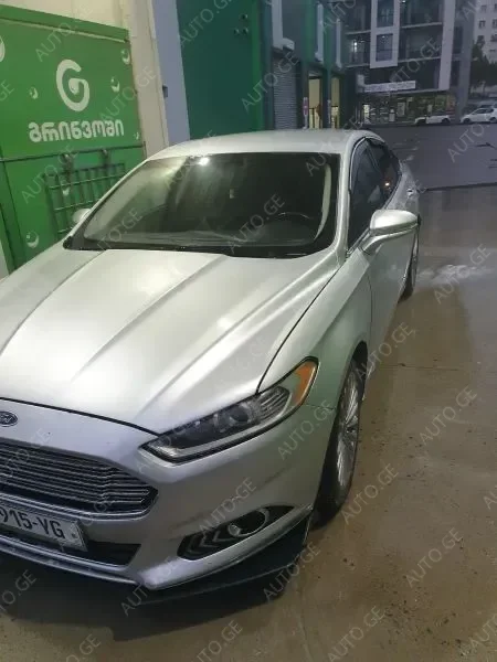 Ford Fusion