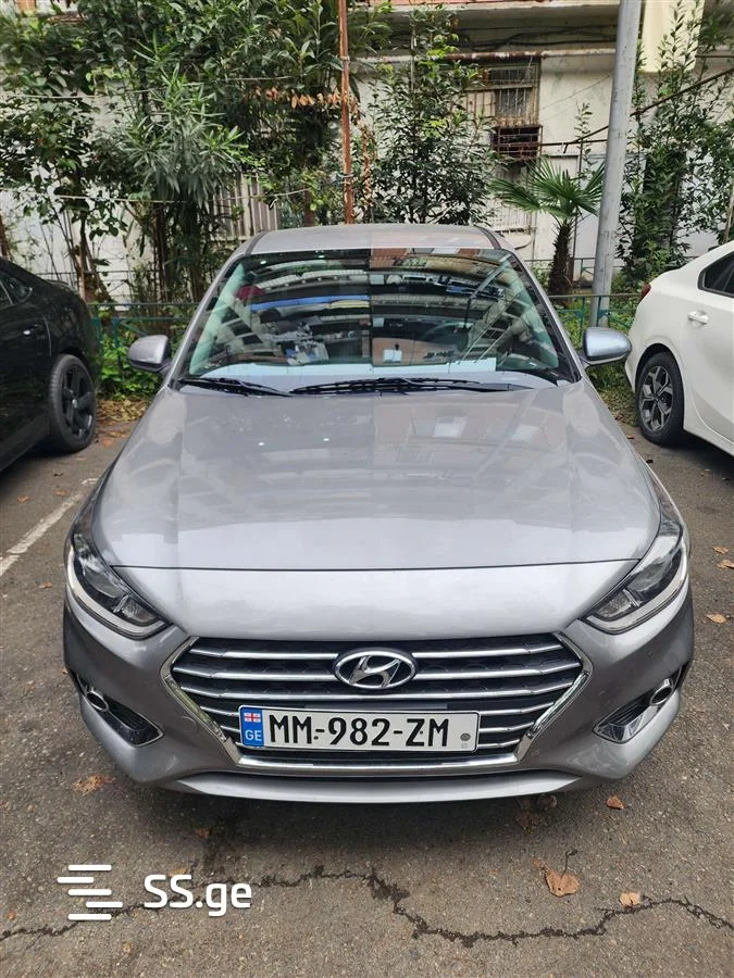Hyundai Accent