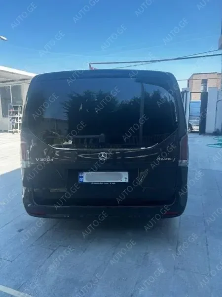 Mercedes-Benz V-Class V 300