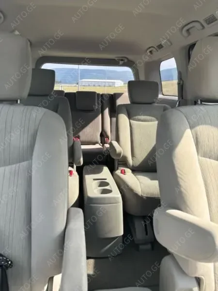 Nissan Quest