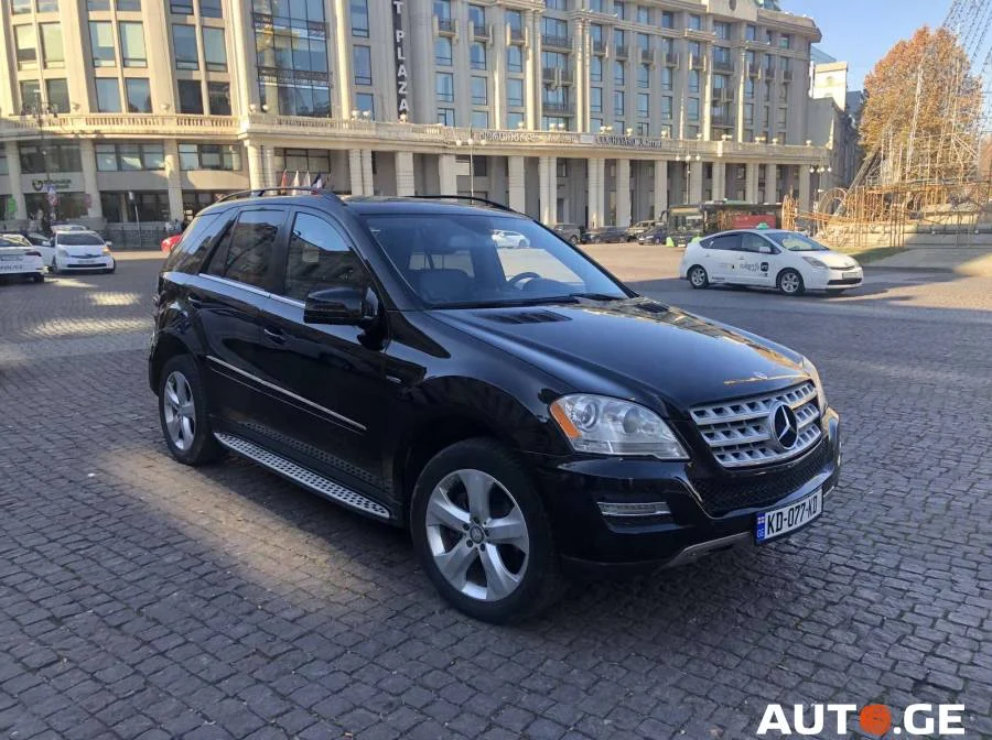 Mercedes-Benz ML-Class ML 350