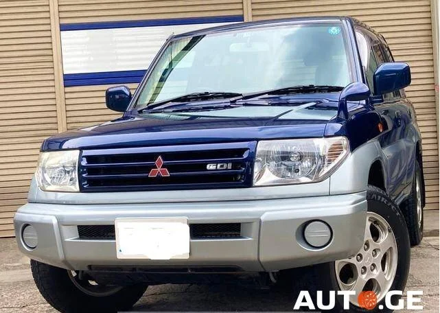 Mitsubishi Pajero IO