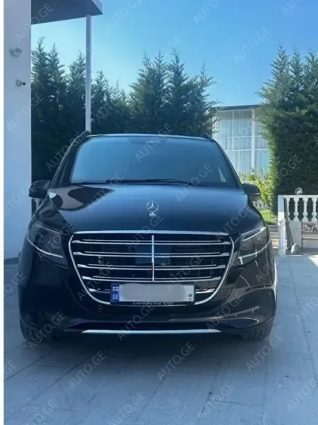 Mercedes-Benz V-Class V 300