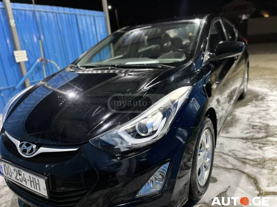 Hyundai Elantra