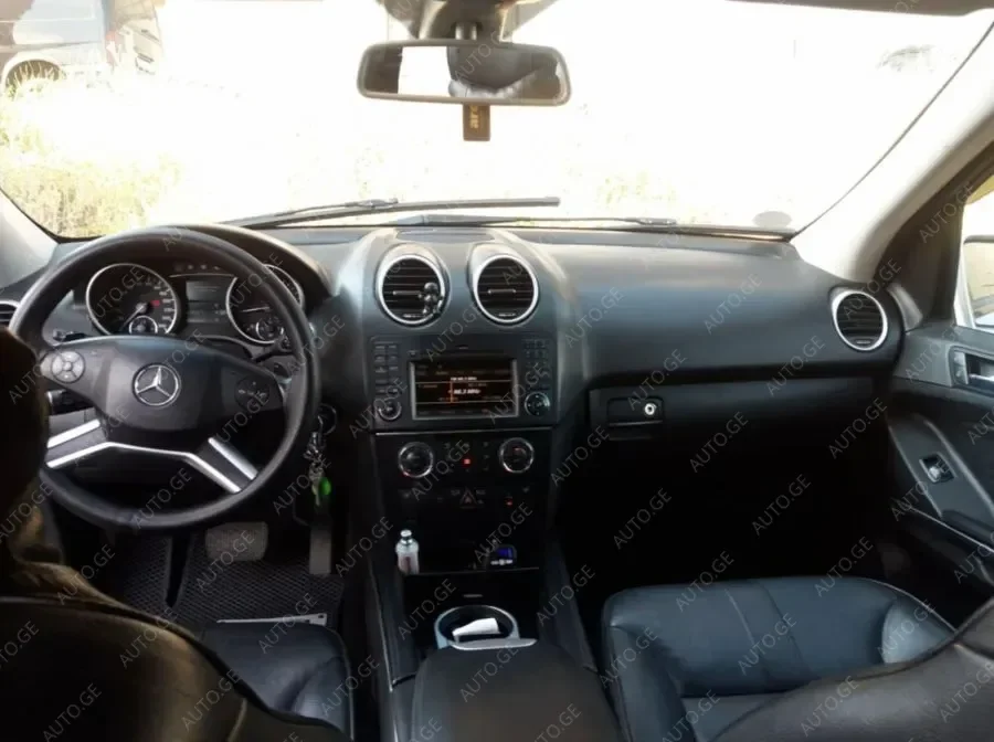 Mercedes-Benz ML-Class ML 350