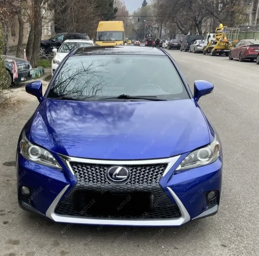 Lexus CT 200h