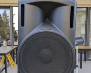 ქირავდება 1000W დინამიკი