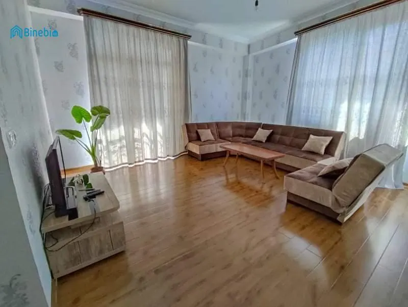 ქირავდება დღიურად 3 ოთახიანი ბინა