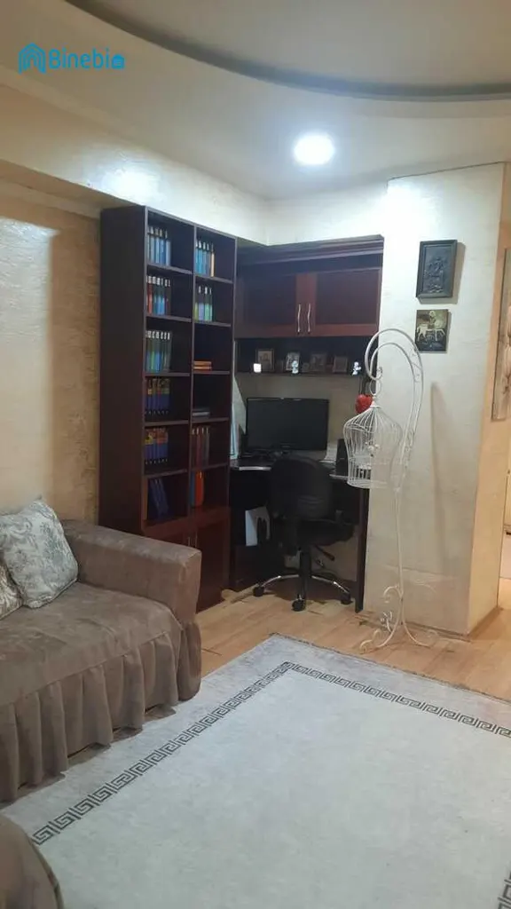 ქირავდება დღიურად 2 ოთახიანი ბინა