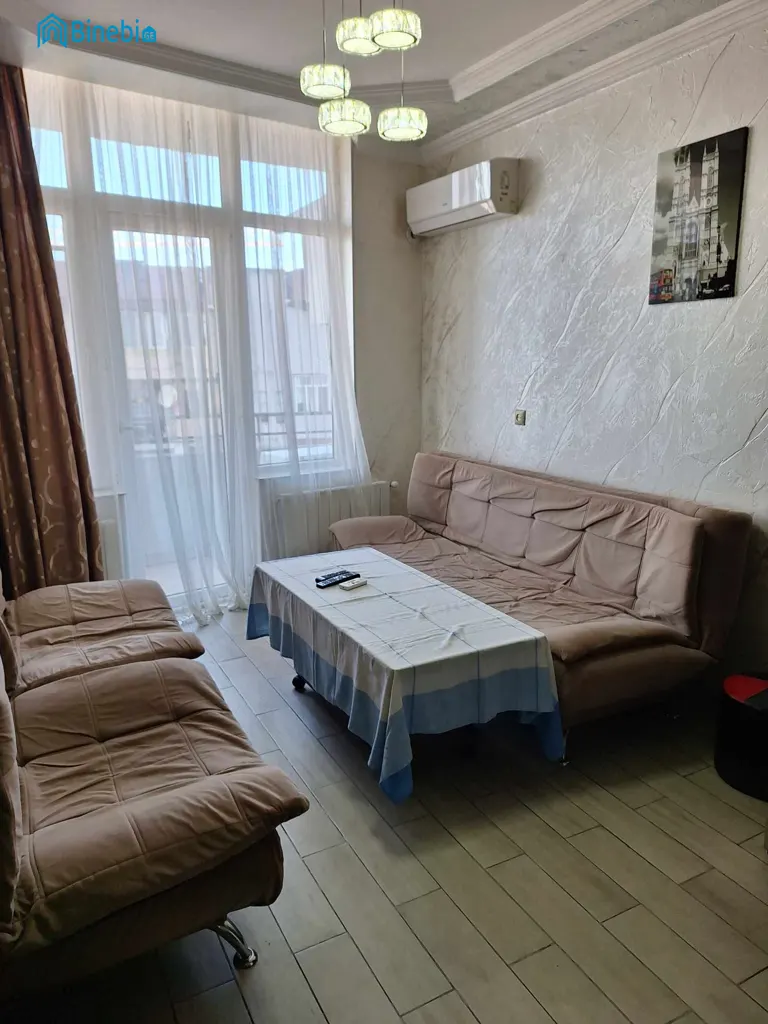 ქირავდება დღიურად 2 ოთახიანი ბინა