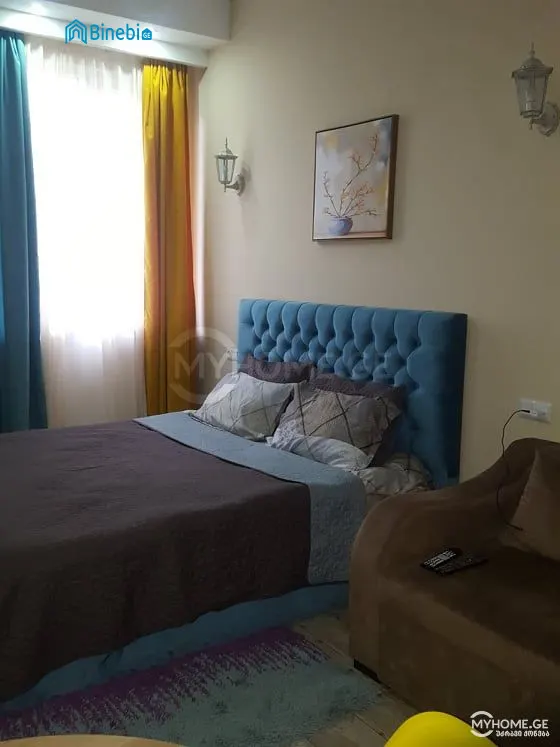 ქირავდება დღიურად 1 ოთახიანი ბინა