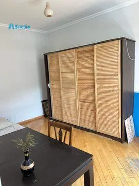 ქირავდება დღიურად 3 ოთახიანი ბინა