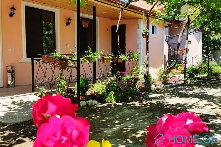 ქირავდება ბინა დღიურად, 7 ოთახიანი, ახალი აშენებული, ამბროლაური, ამბროლაური