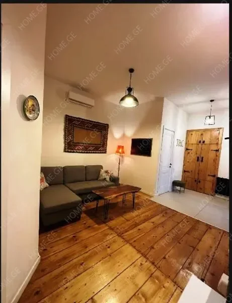 ქირავდება ბინა, 2 ოთახიანი, ძველი აშენებული, თბილისი, სოლოლაკი