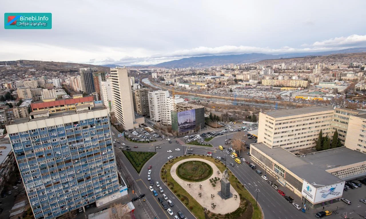 ქირავდება დღიურად 3 ოთახიანი ბინა