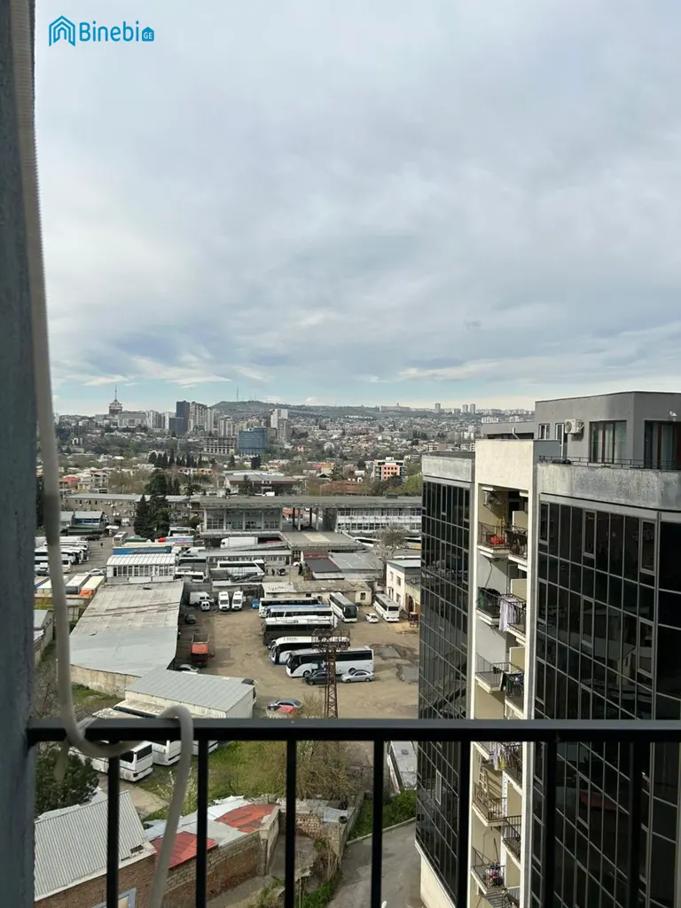 ქირავდება დღიურად 3 ოთახიანი ბინა