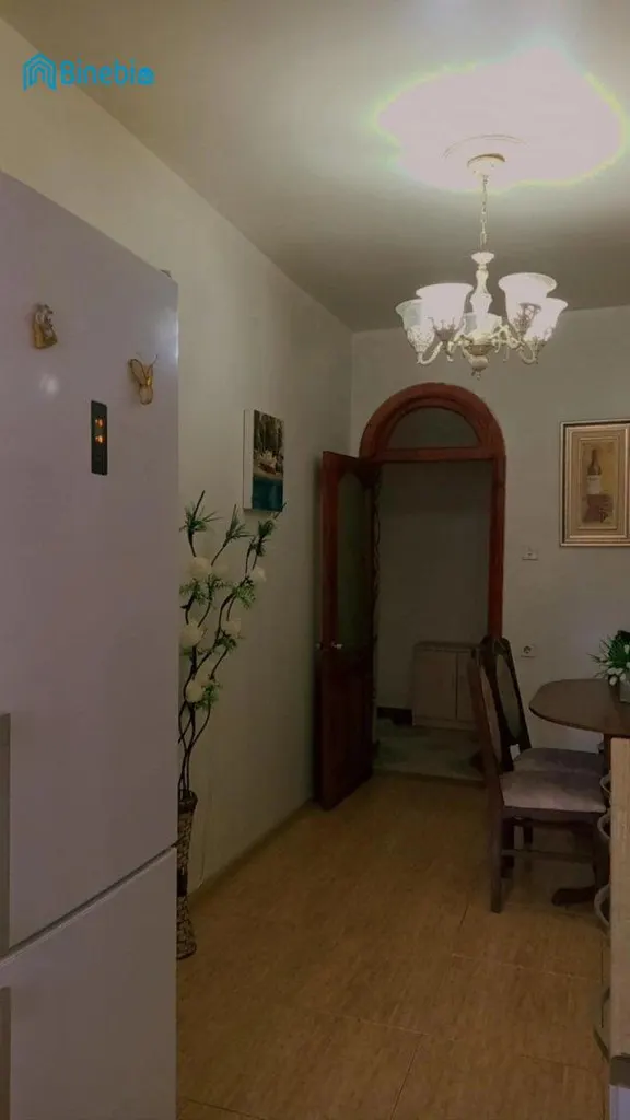ქირავდება დღიურად 5 ოთახიანი ბინა