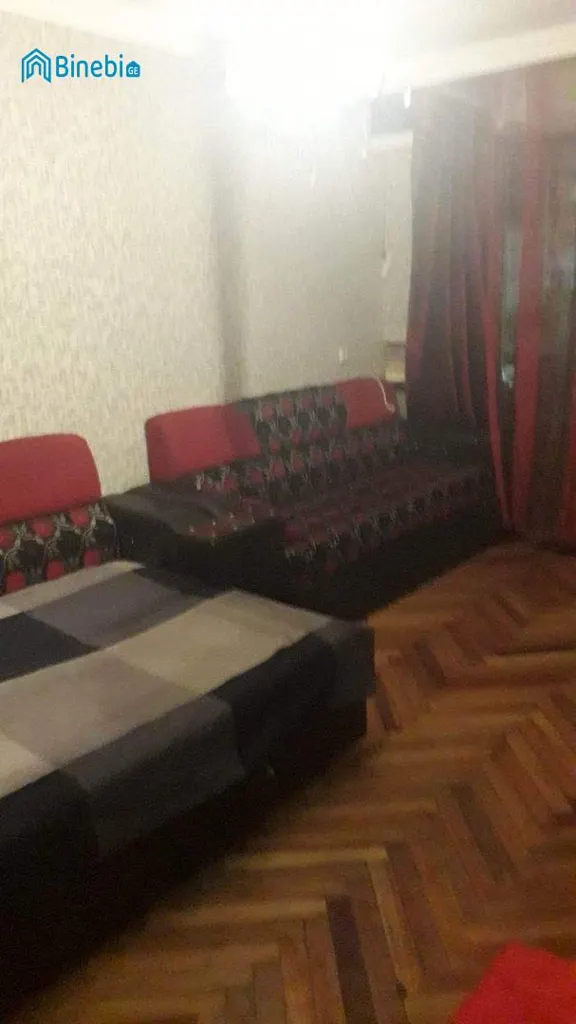 ქირავდება დღიურად 1 ოთახიანი ბინა
