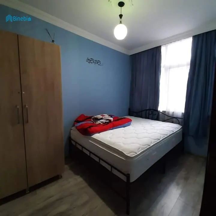 ქირავდება დღიურად 2 ოთახიანი ბინა