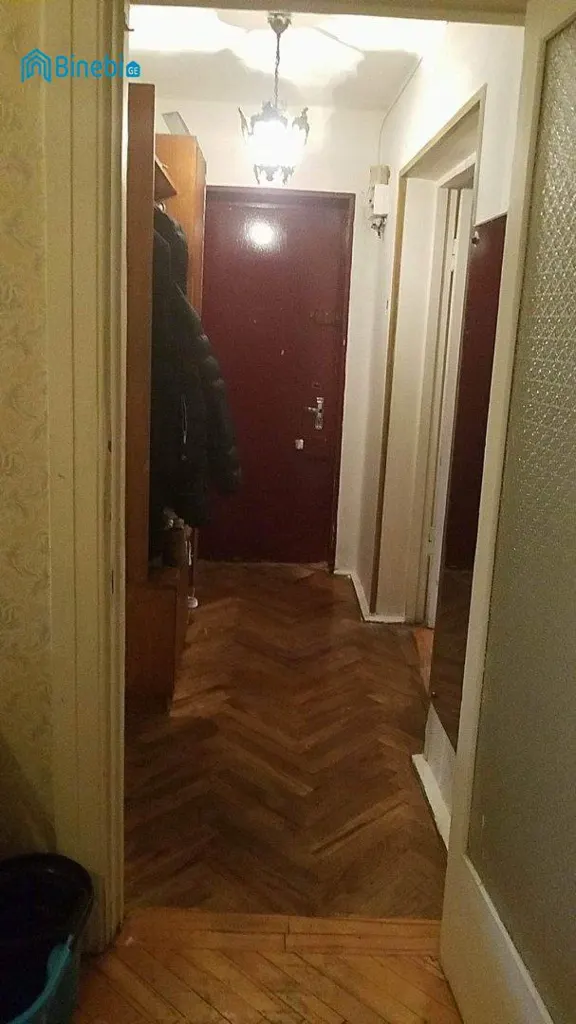 ქირავდება 3 ოთახიანი ბინა