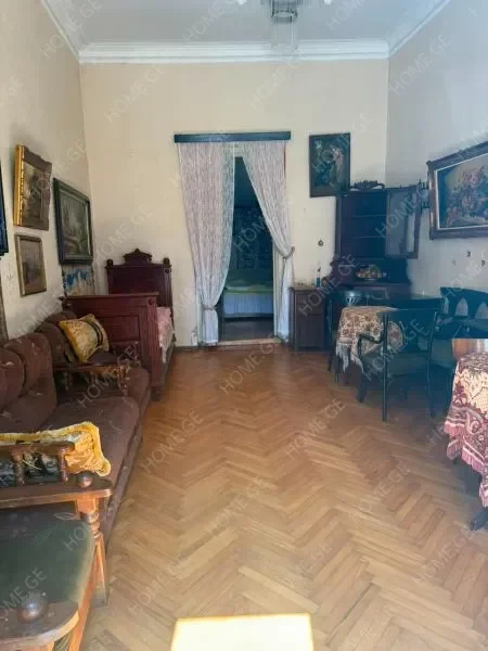 ქირავდება ბინა, 3 ოთახიანი, ძველი აშენებული, ქუთაისი, ბჟოლები