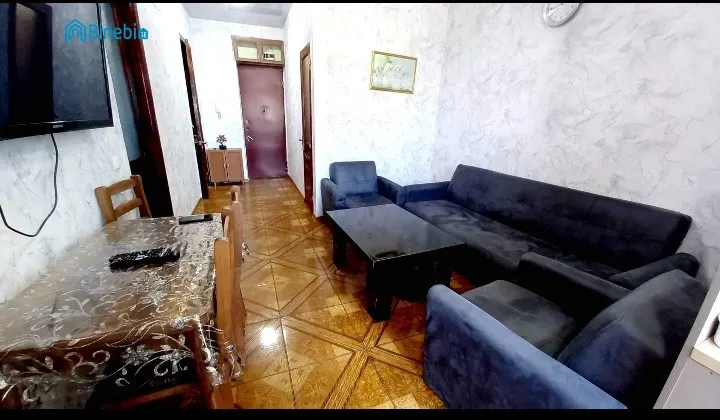 ქირავდება დღიურად 2 ოთახიანი ბინა