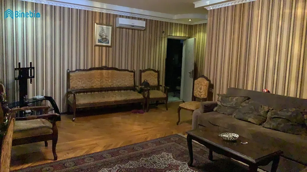 ქირავდება დღიურად 3 ოთახიანი ბინა