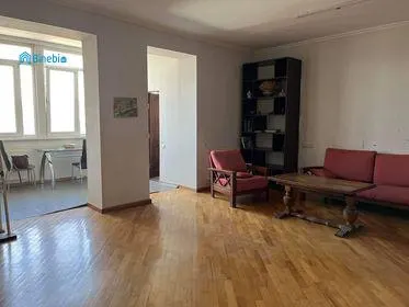 ქირავდება დღიურად 3 ოთახიანი ბინა