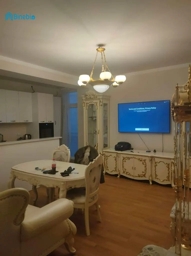 ქირავდება 5 ოთახიანი ბინა