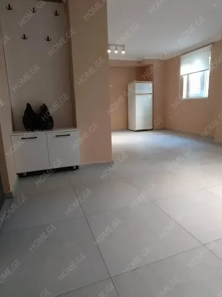 ქირავდება ბინა, 1 ოთახიანი, ძველი აშენებული, თბილისი, საბურთალო