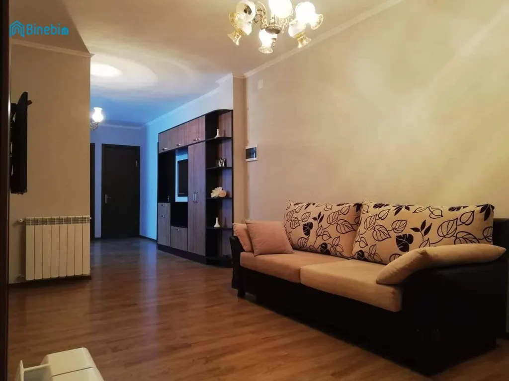 ქირავდება 4 ოთახიანი ბინა