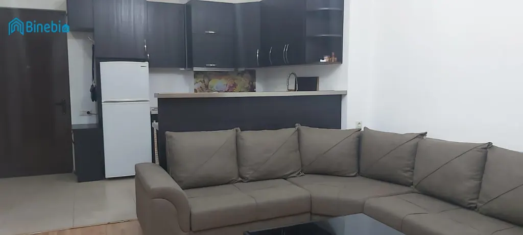 ქირავდება დღიურად 2 ოთახიანი ბინა