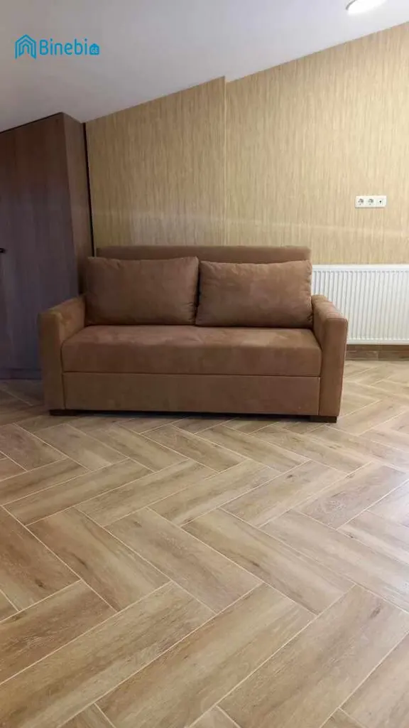 ქირავდება დღიურად 1 ოთახიანი ბინა
