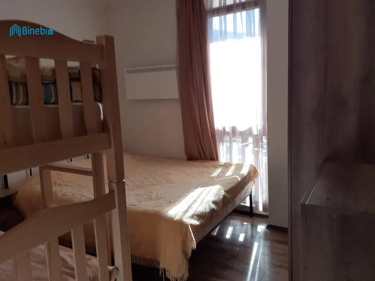 ქირავდება დღიურად 2 ოთახიანი ბინა
