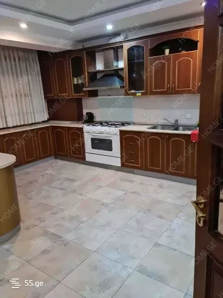 ქირავდება ბინა, 6 ოთახიანი, ახალი აშენებული, თბილისი, საბურთალო
