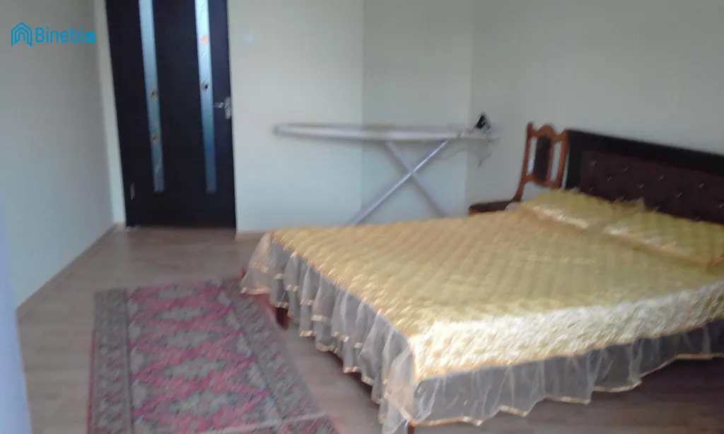 ქირავდება დღიურად 3 ოთახიანი ბინა