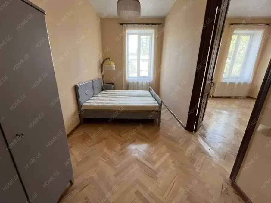 ქირავდება ბინა, 2 ოთახიანი, ძველი აშენებული, თბილისი, ჩუღურეთი