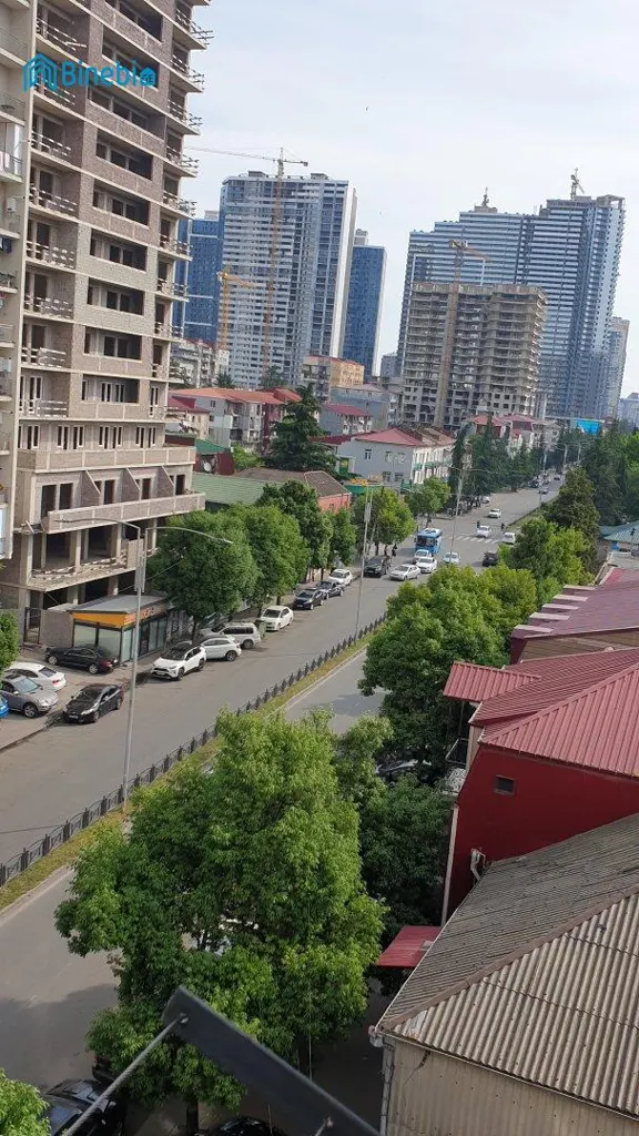 ქირავდება დღიურად 1 ოთახიანი ბინა