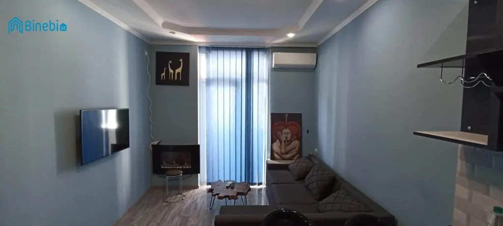 ქირავდება დღიურად 2 ოთახიანი ბინა
