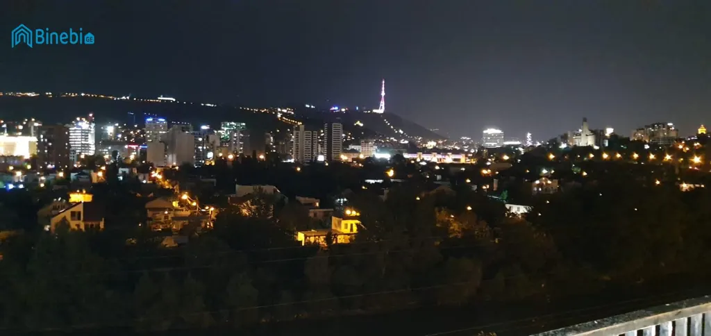 ქირავდება დღიურად 3 ოთახიანი ბინა