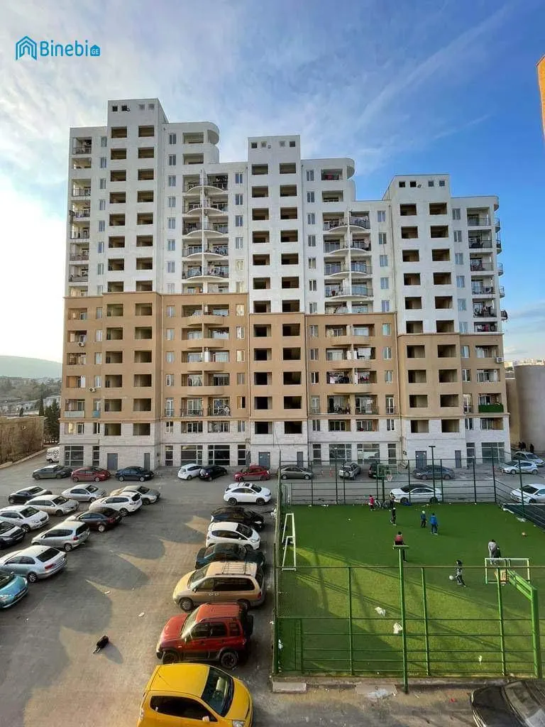 ქირავდება დღიურად 2 ოთახიანი ბინა