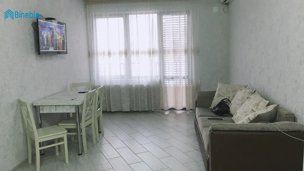 ქირავდება დღიურად 2 ოთახიანი ბინა