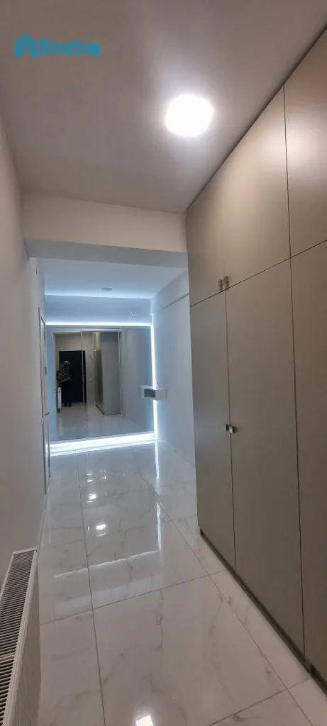 ქირავდება 3 ოთახიანი ბინა