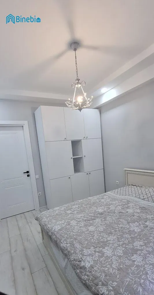 ქირავდება 2 ოთახიანი ბინა