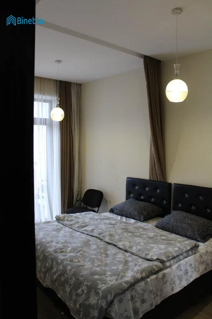 ქირავდება დღიურად 3 ოთახიანი ბინა