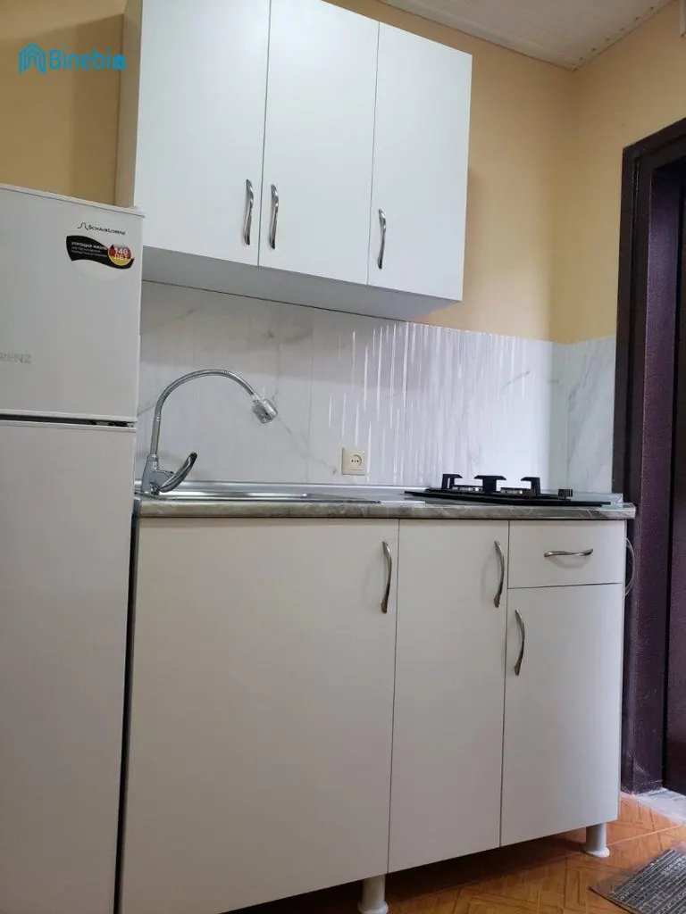 ქირავდება დღიურად 1 ოთახიანი ბინა
