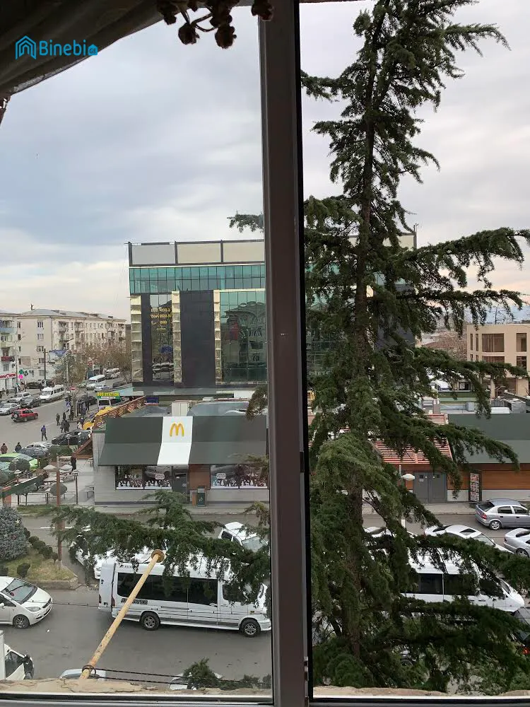 ქირავდება დღიურად 1 ოთახიანი ბინა