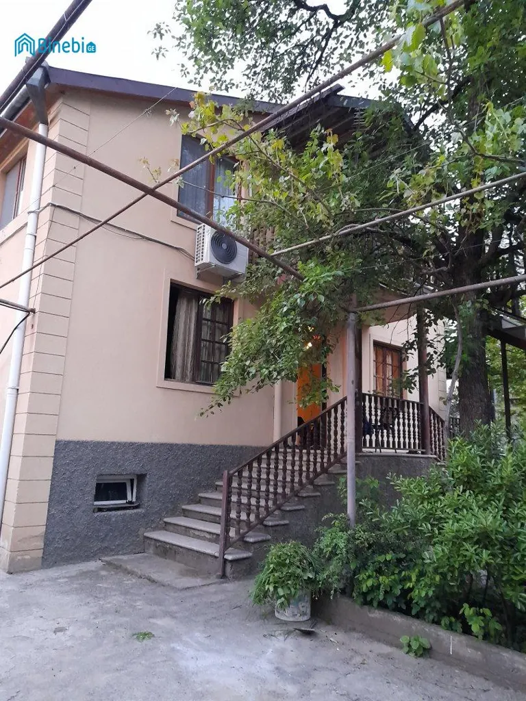 ქირავდება დღიურად 150 მ² სახლი / აგარაკი