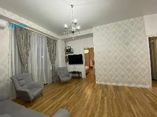 ქირავდება დღიურად 3 ოთახიანი ბინა
