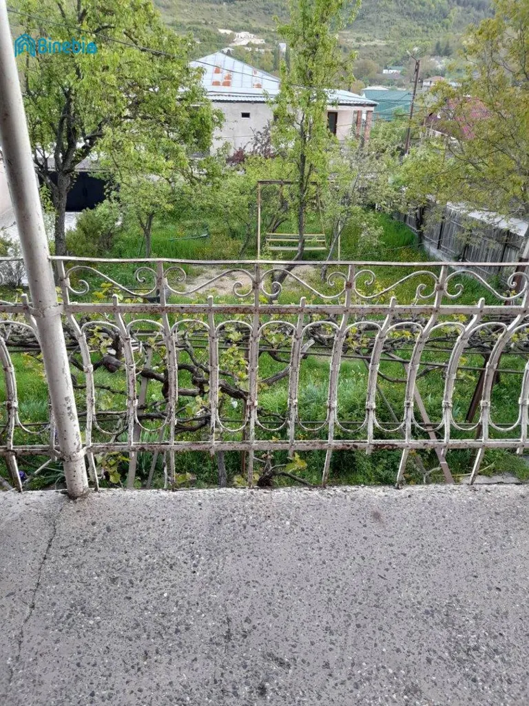 ქირავდება დღიურად 5 ოთახიანი ბინა
